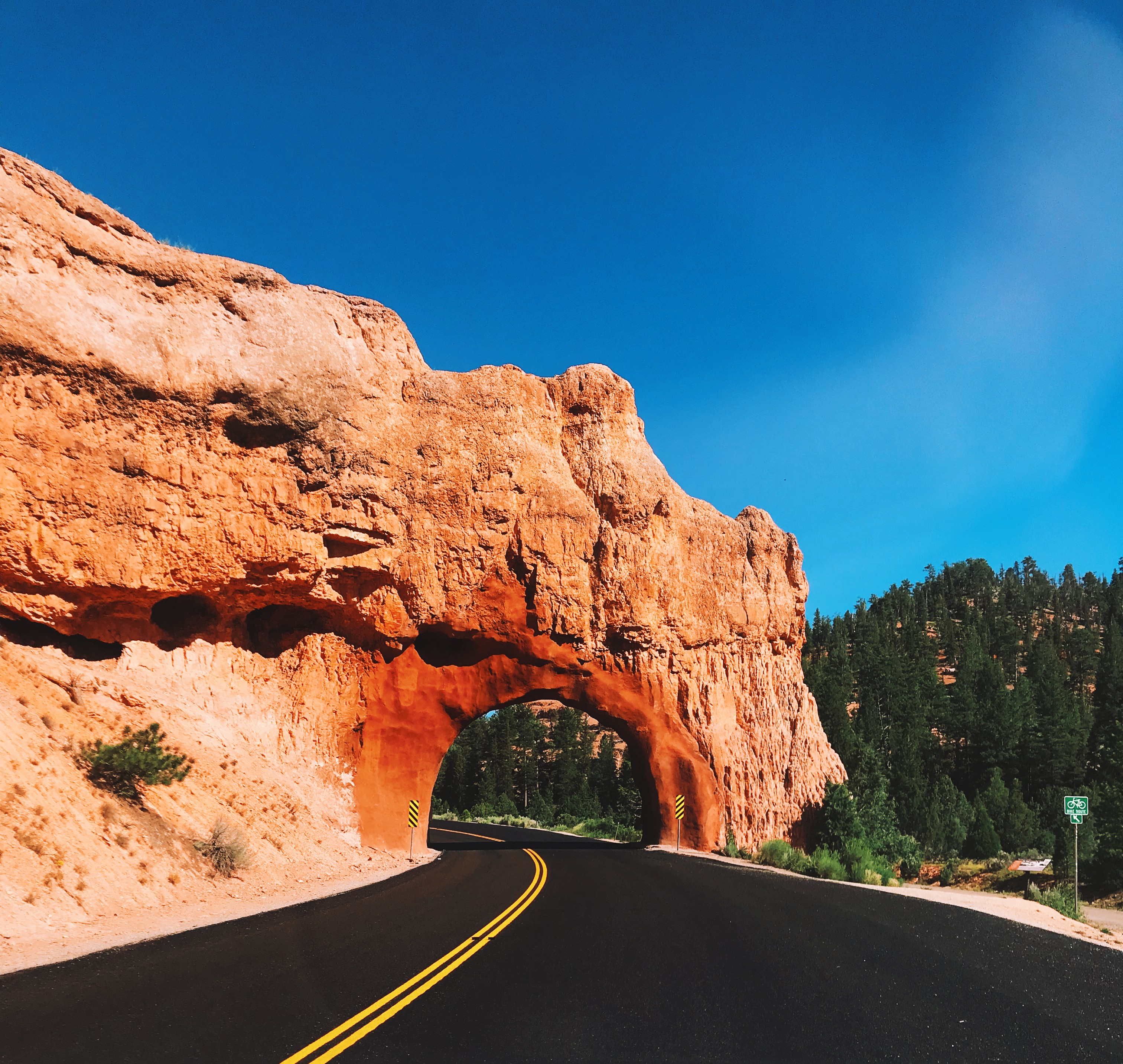 bryce canyon tunnel